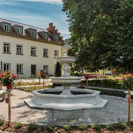 Schloss Am Bodensee I Private Sauna & Whirlpool * Stockach